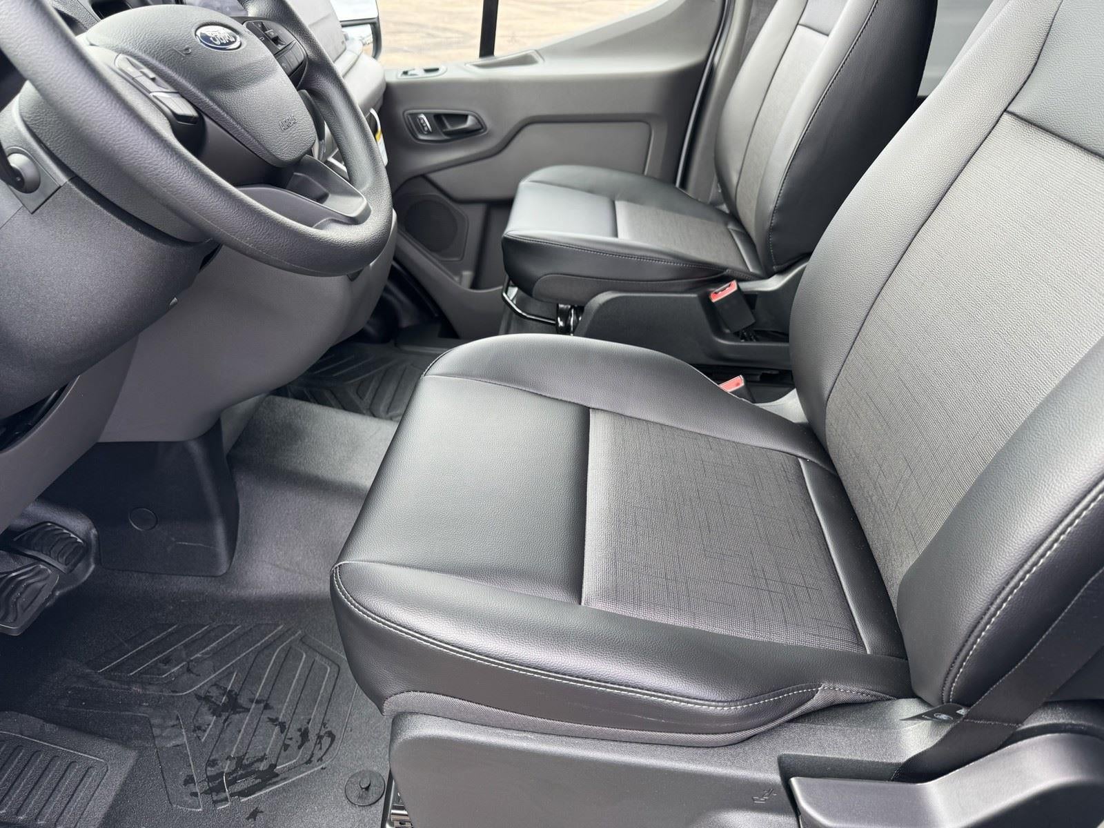 2026 Ford Transit Cargo Van T-250 148 MED RF 9150 GV