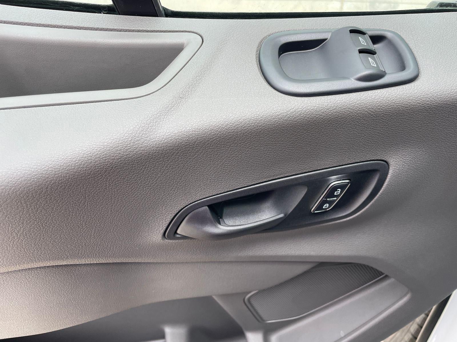 2025 Ford Transit Cargo Van T-350 148 MED RF 9500 GV