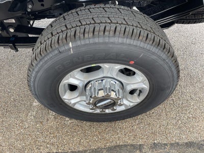 2026 Ford Super Duty F-350 SRW XLT