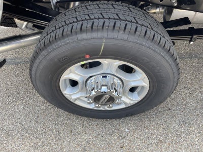 2026 Ford Super Duty F-350 SRW XLT