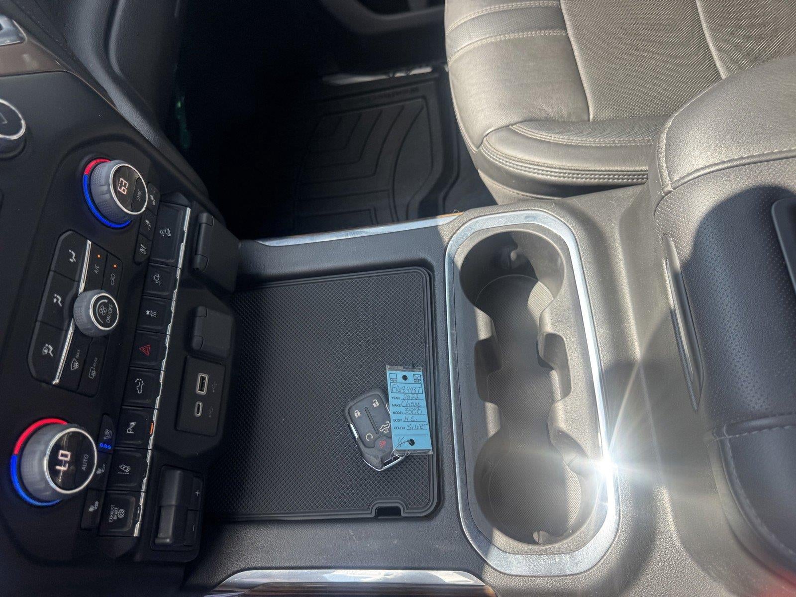 2022 Chevrolet Silverado 3500Hd High Country