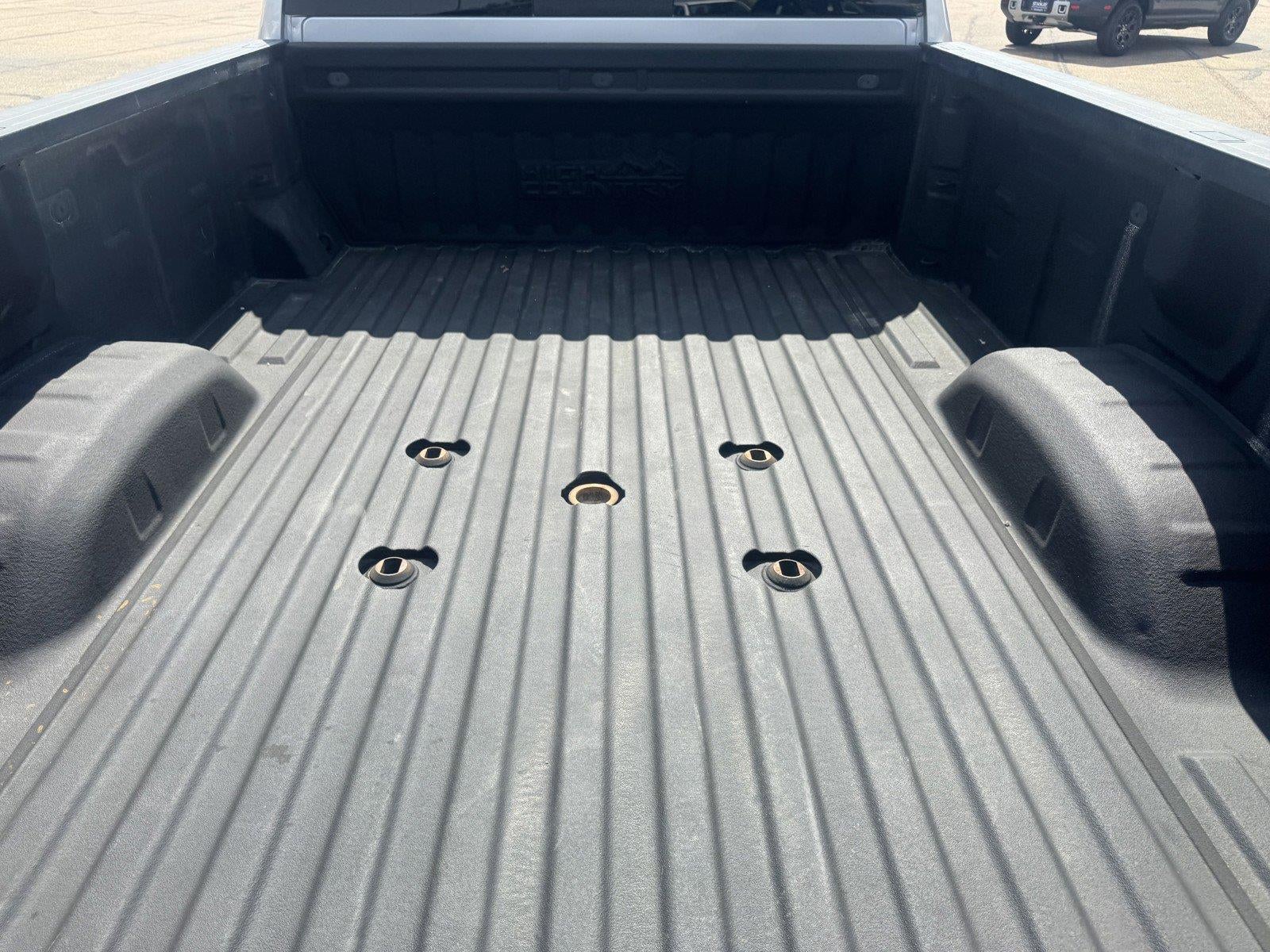 2022 Chevrolet Silverado 3500Hd High Country