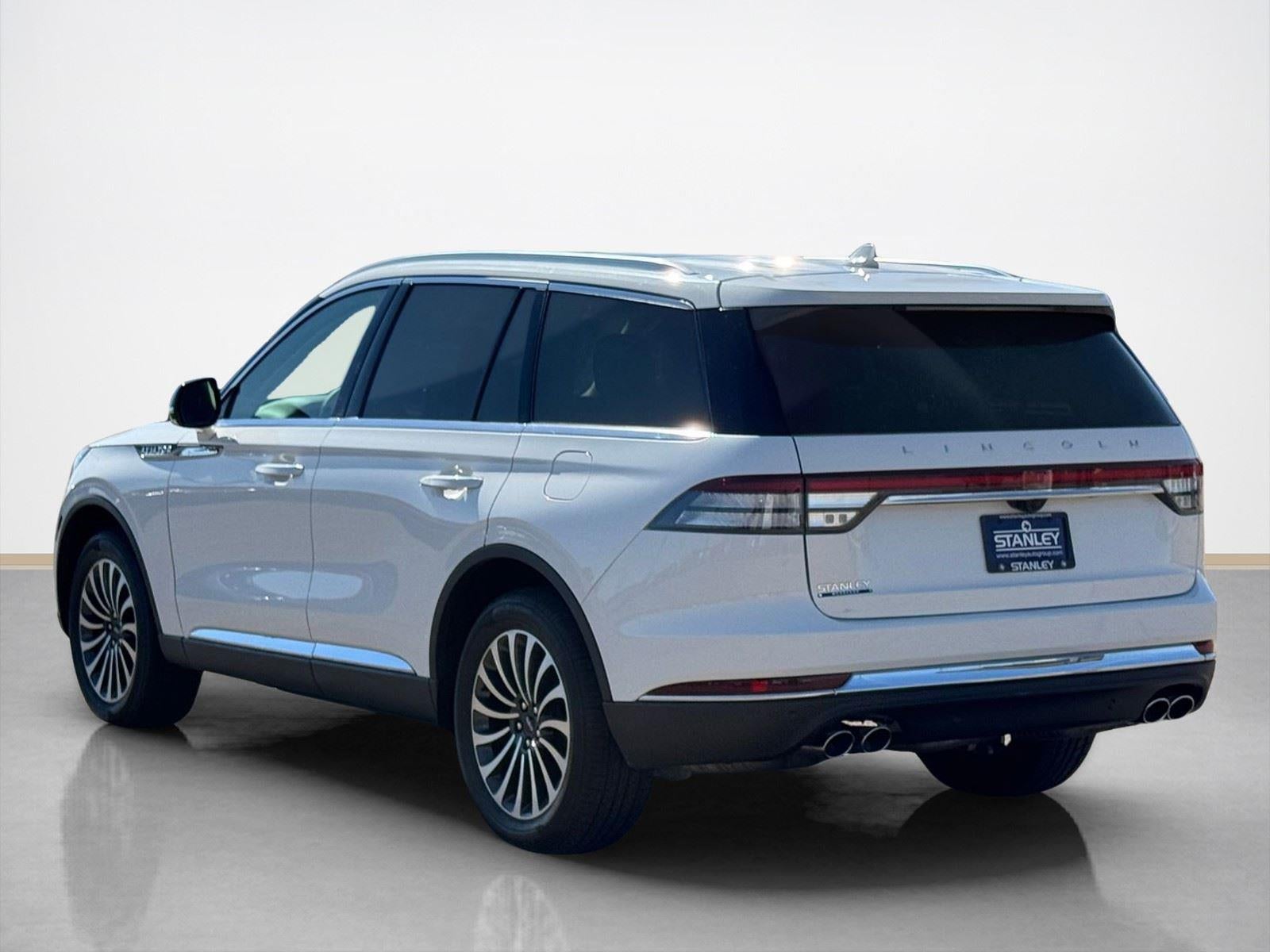 2023 Lincoln Aviator Standard
