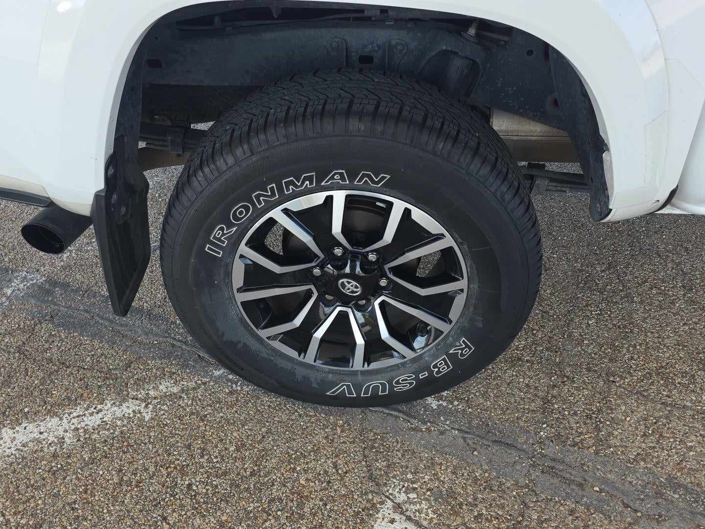 2021 Toyota Tacoma TRD Sport