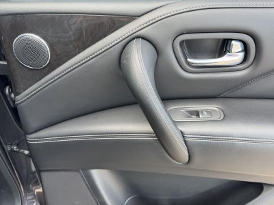 2024 INFINITI QX80 LUXE