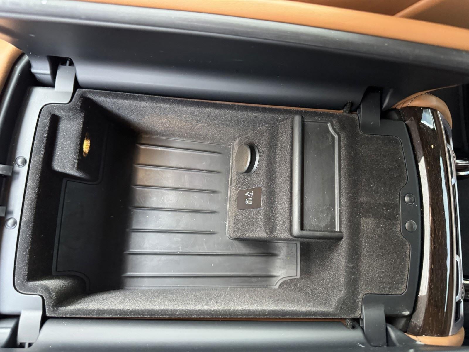 2021 BMW 7 Series 740i