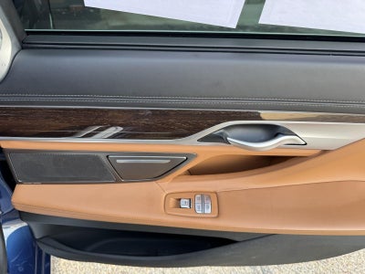 2021 BMW 7 Series 740i