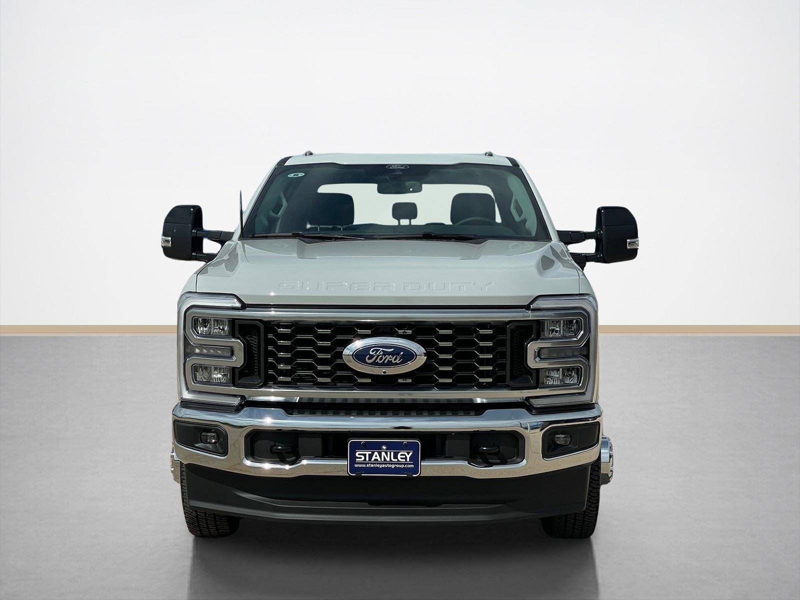 2026 Ford Super Duty F-350® Lariat®