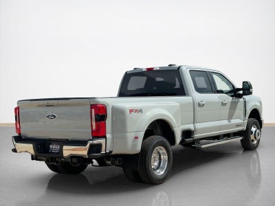 2026 Ford Super Duty F-350® Lariat®
