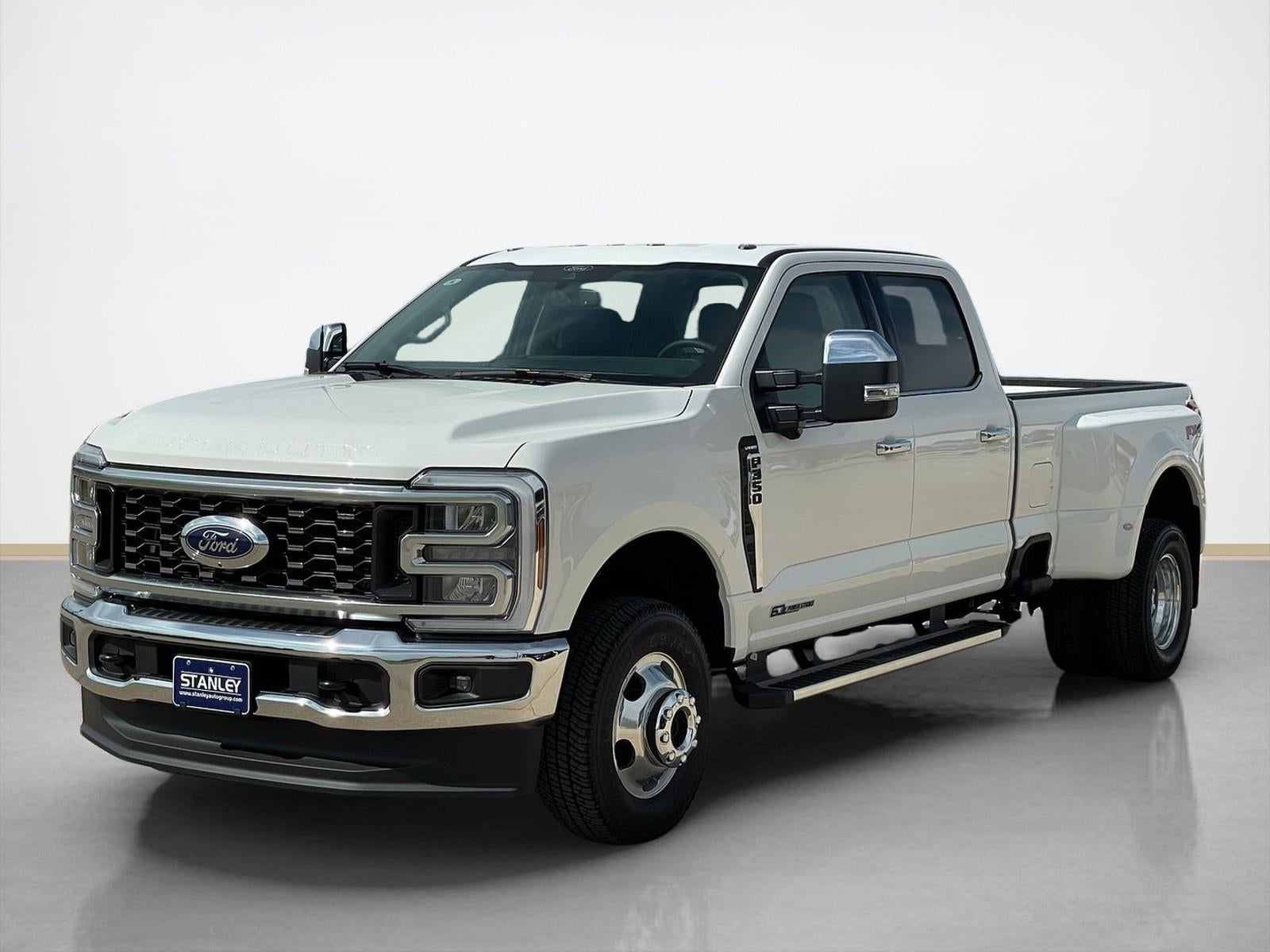 2026 Ford Super Duty F-350® Lariat®