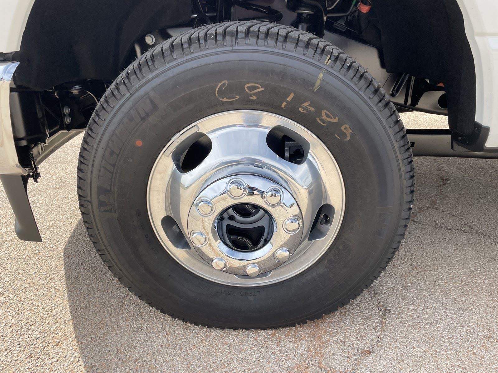2026 Ford Super Duty F-350® Lariat®