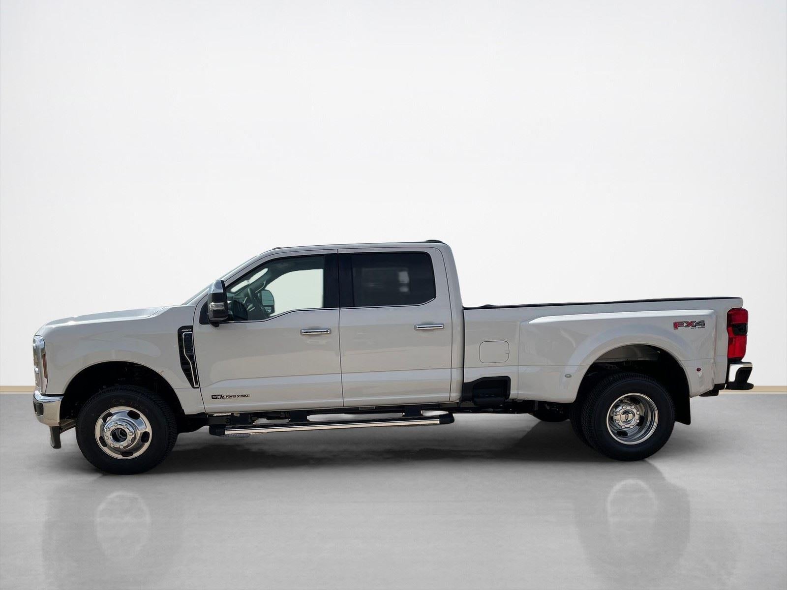 2026 Ford Super Duty F-350® Lariat®