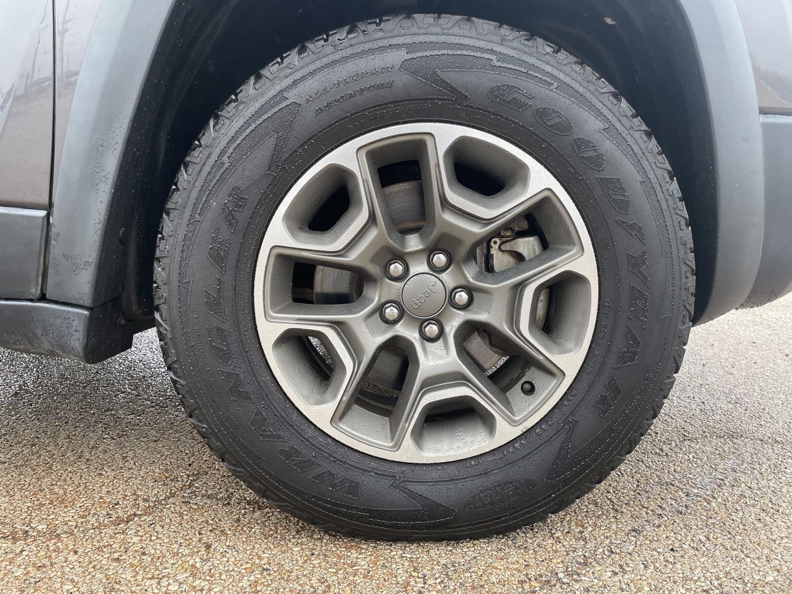 2020 Jeep Cherokee Trailhawk