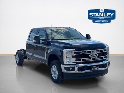 2027 Ford Super Duty F-350 Srw XLT