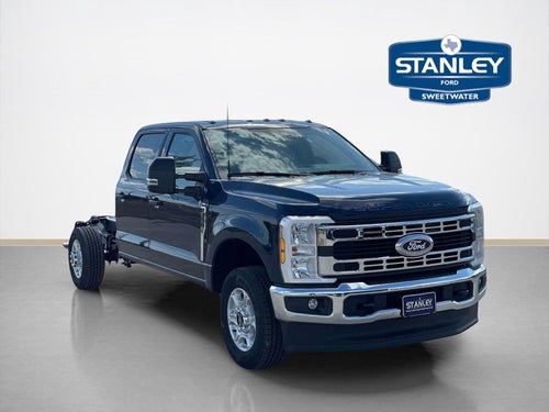2027 Ford Super Duty F-350 Srw XLT