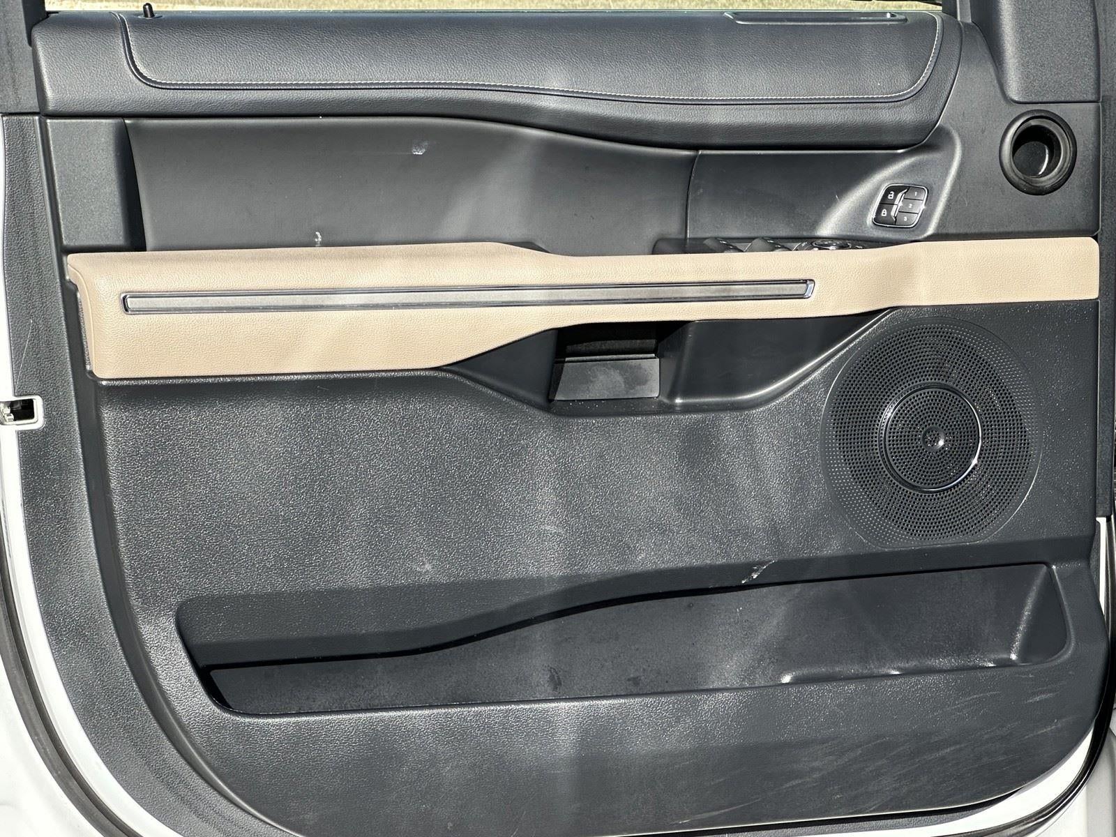 2023 Ford Expedition Max XLT