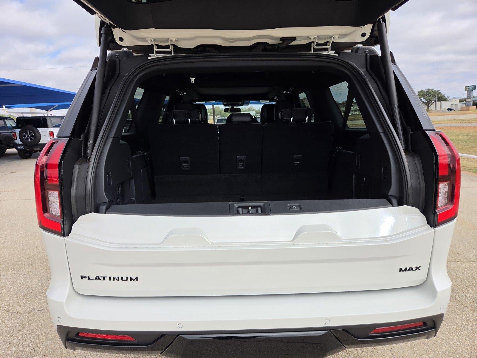 2027 Ford Expedition Max Platinum