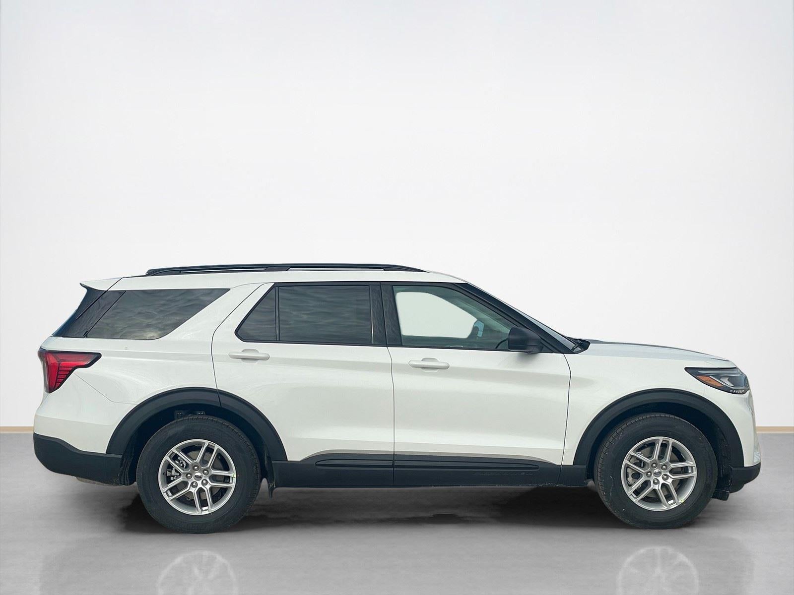 2026 Ford Explorer Active w/100A Pkg