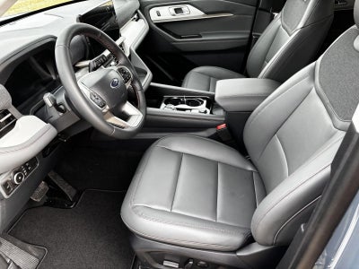 2026 Ford Explorer Active w/100A Pkg