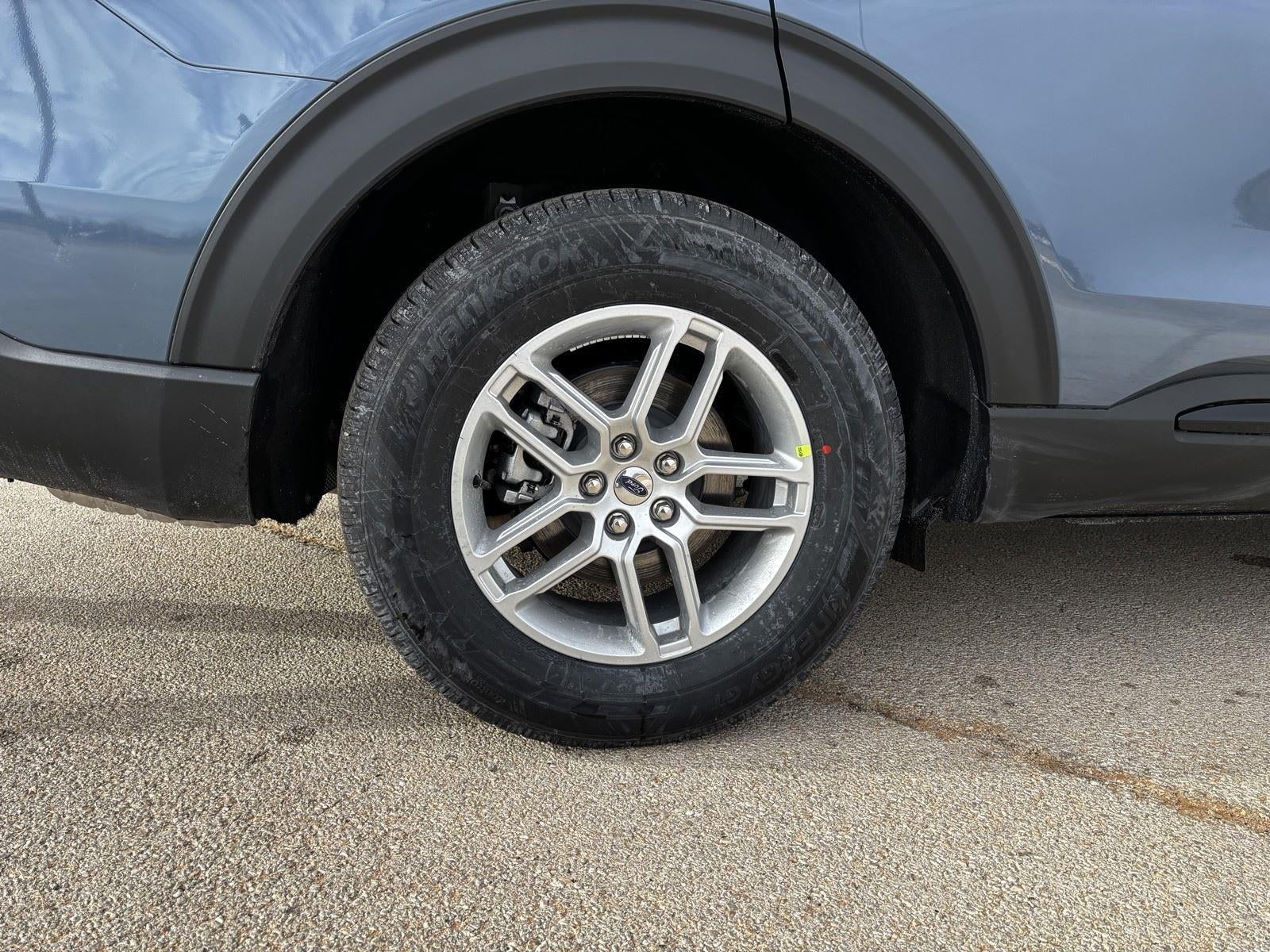 2026 Ford Explorer Active w/100A Pkg