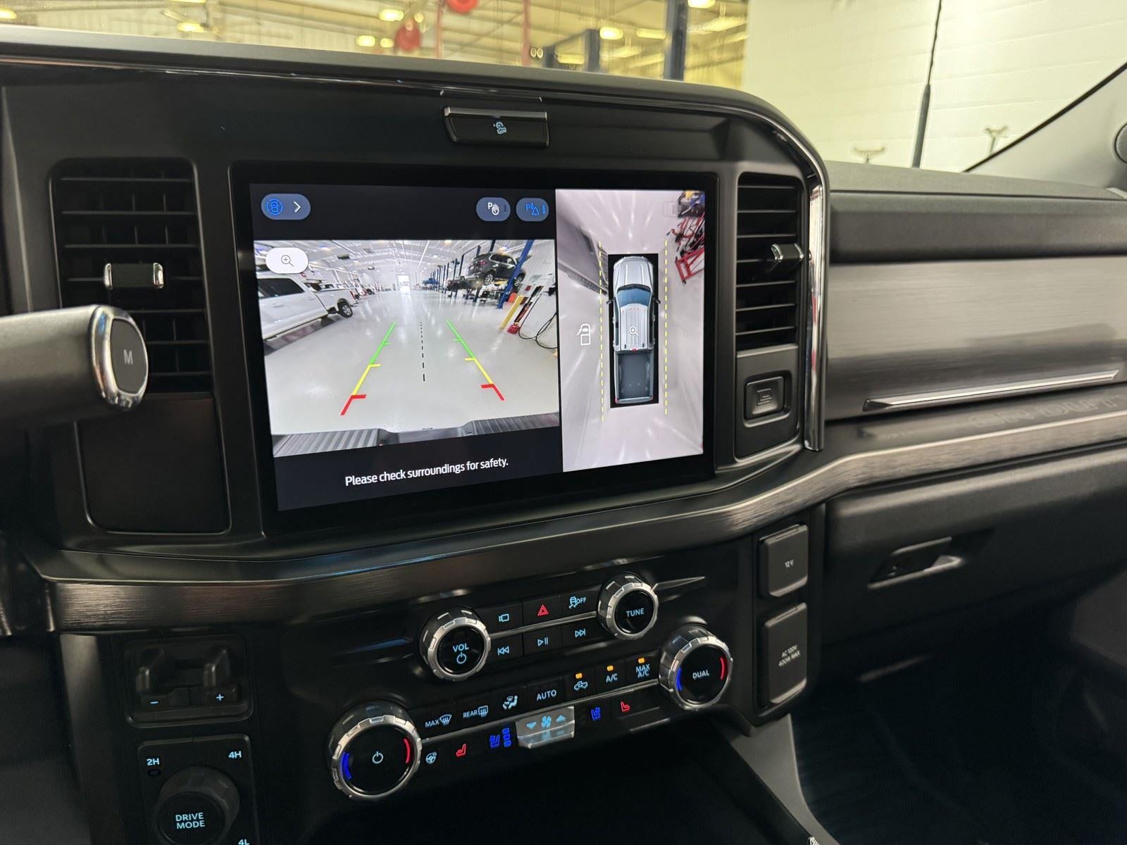 2025 Ford Super Duty F-250 SRW LARIAT