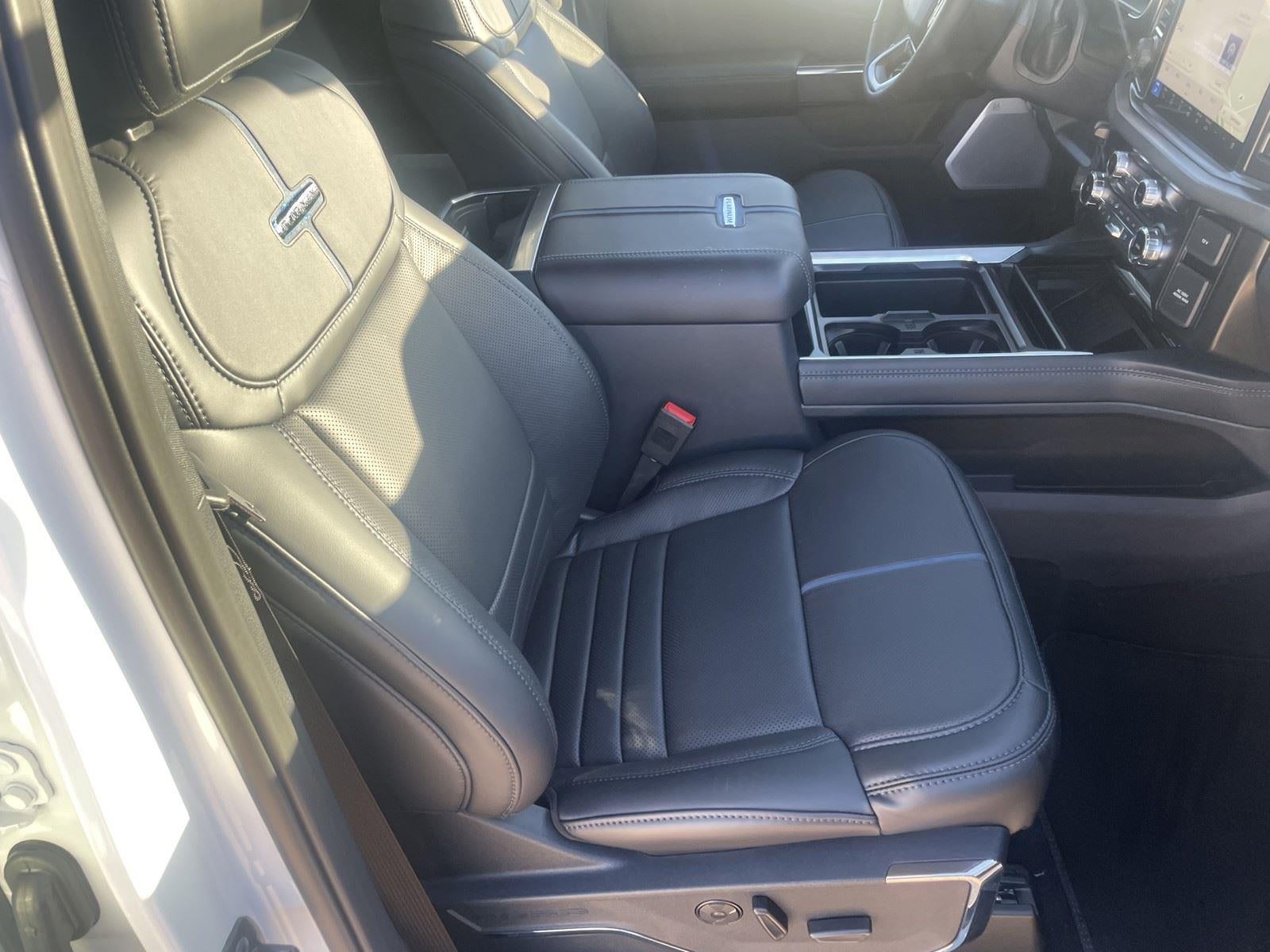 2026 Ford Super Duty F-250 SRW Platinum