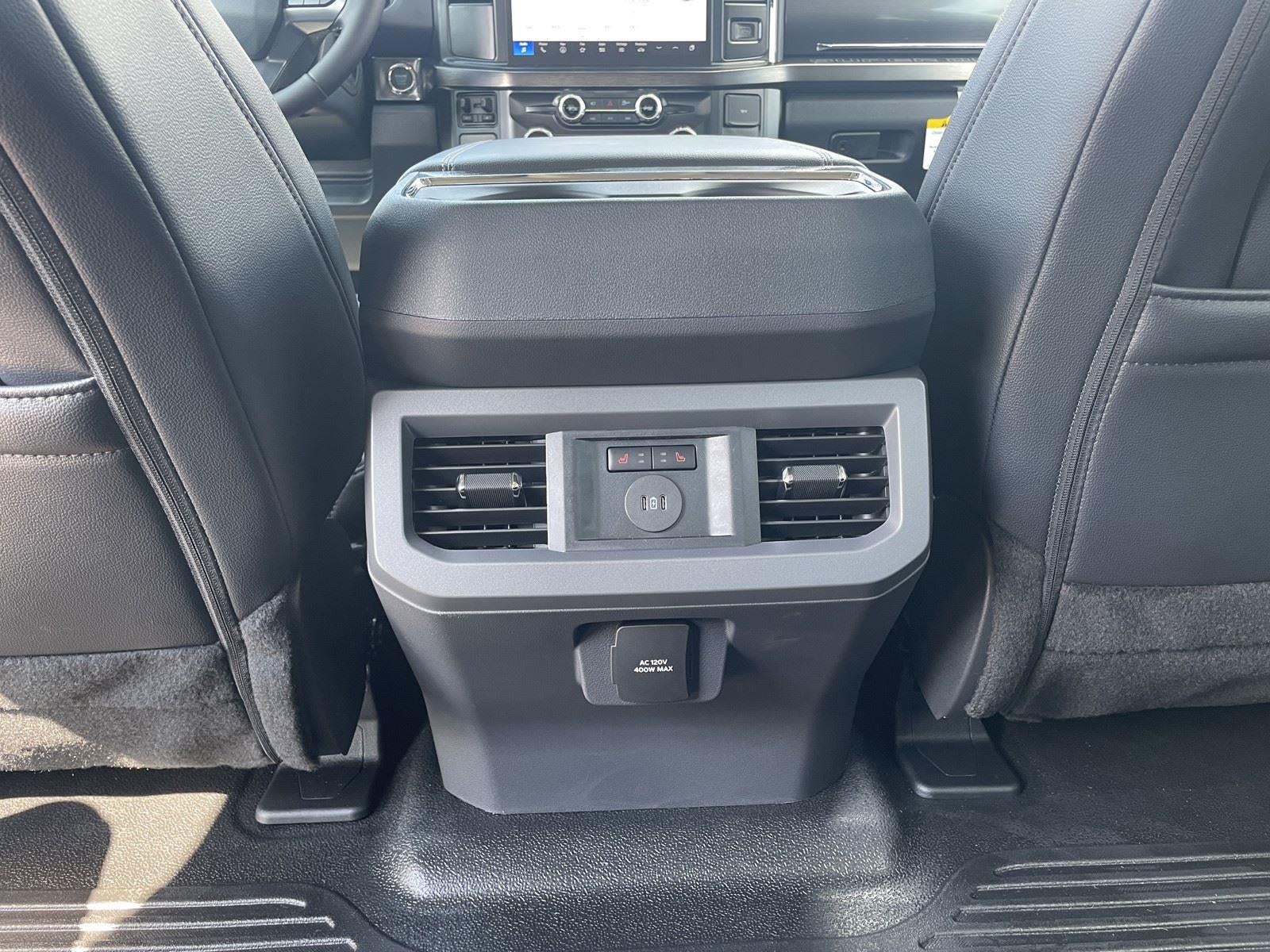 2026 Ford Super Duty F-350 SRW LARIAT