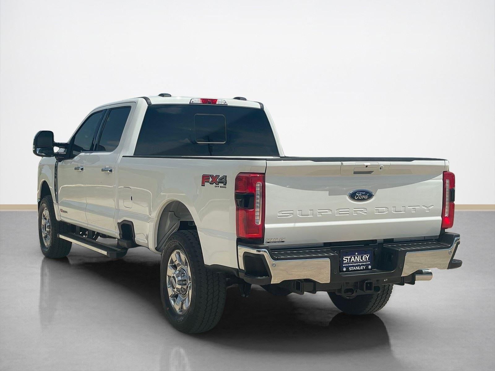 2026 Ford Super Duty F-350 SRW LARIAT