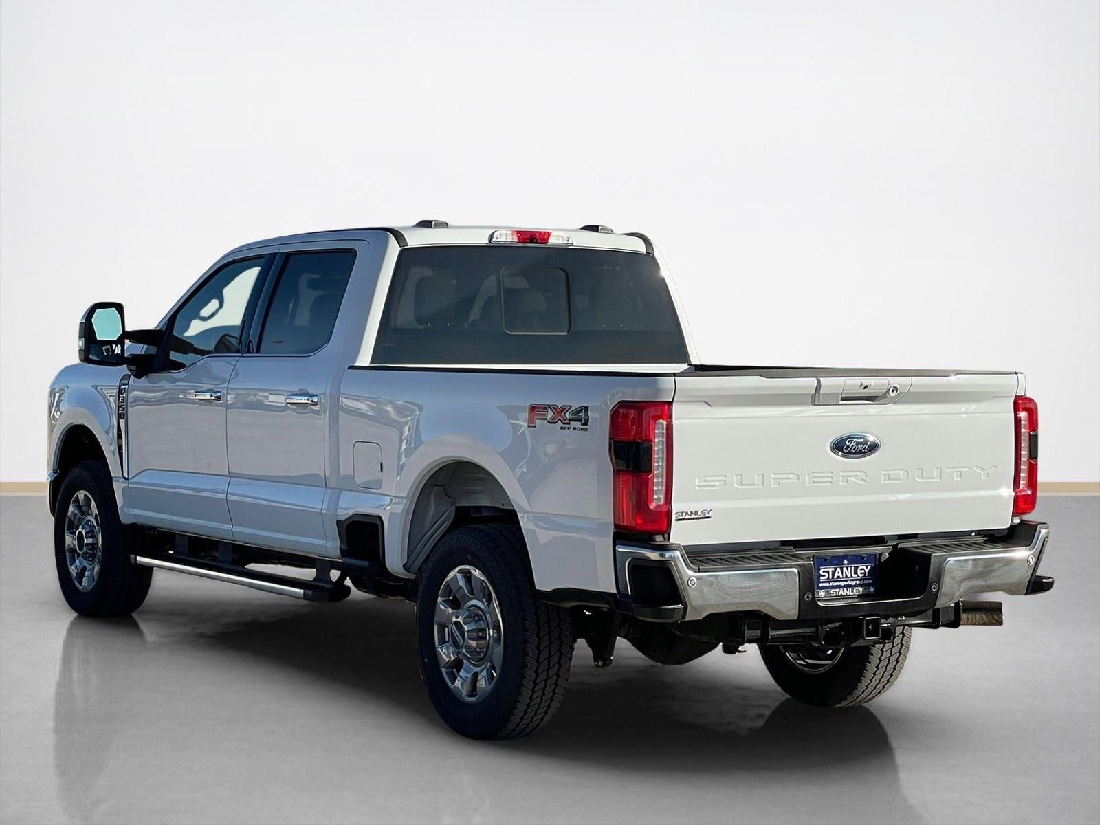 2026 Ford Super Duty F-350 SRW LARIAT