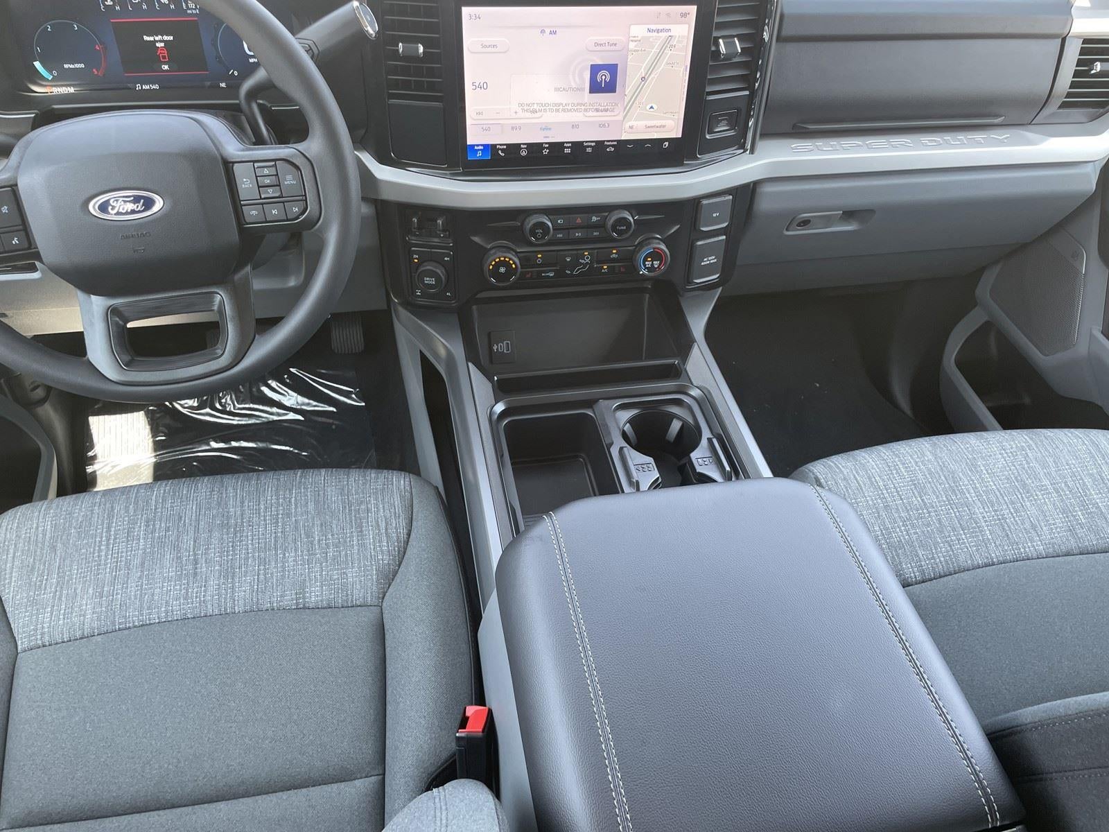 2026 Ford Super Duty F-350 SRW XLT