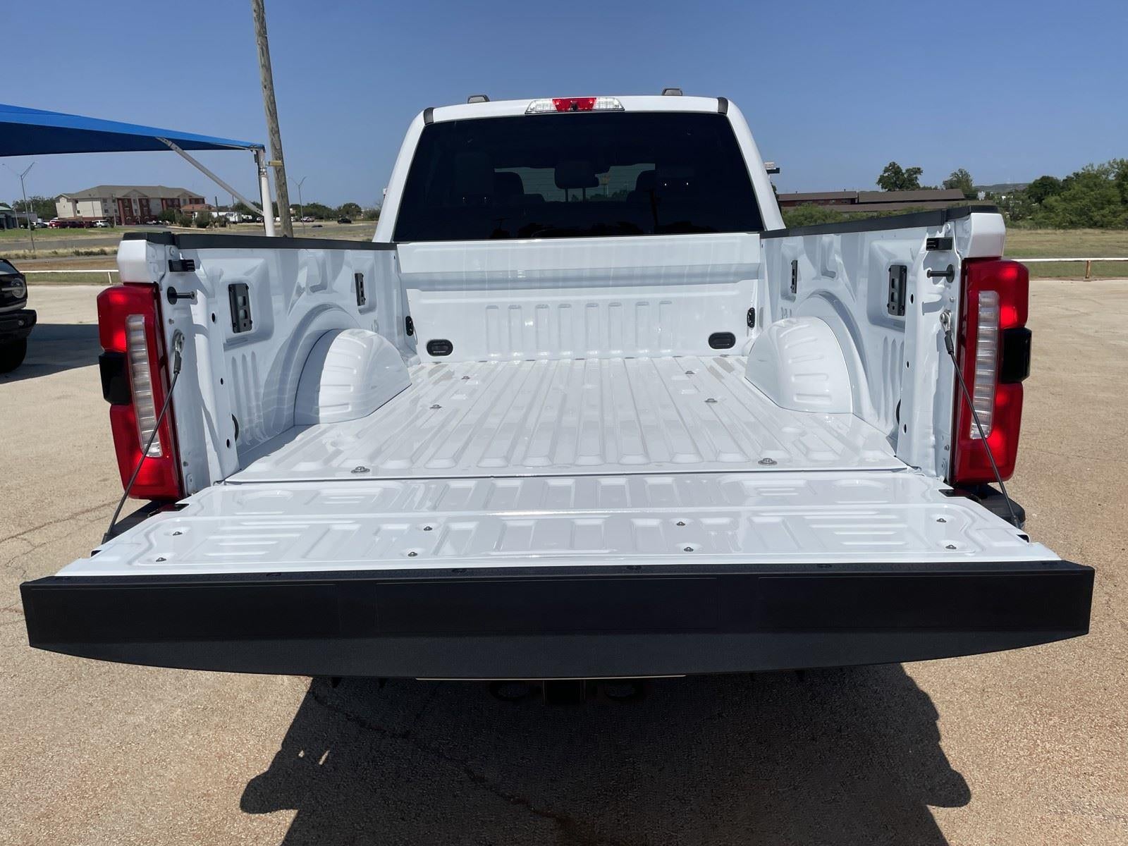 2026 Ford Super Duty F-350 SRW XLT
