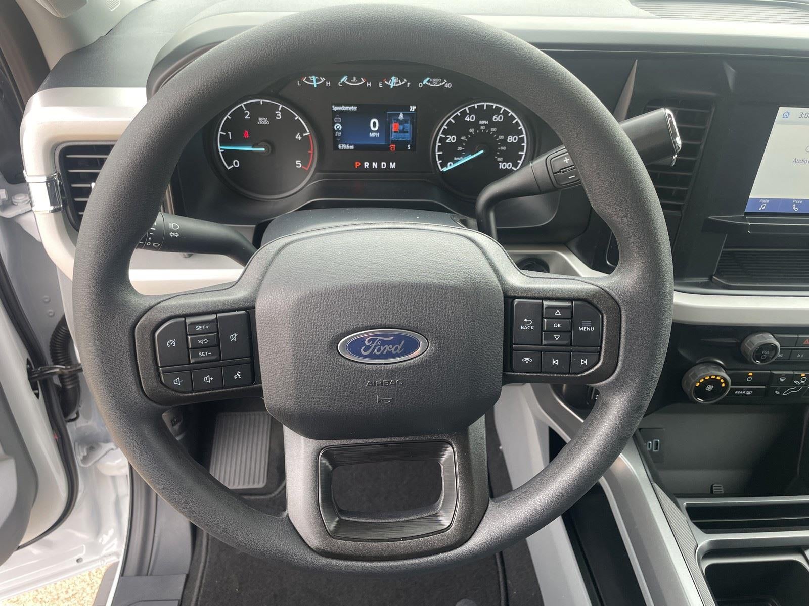 2026 Ford Super Duty F-350 SRW XLT