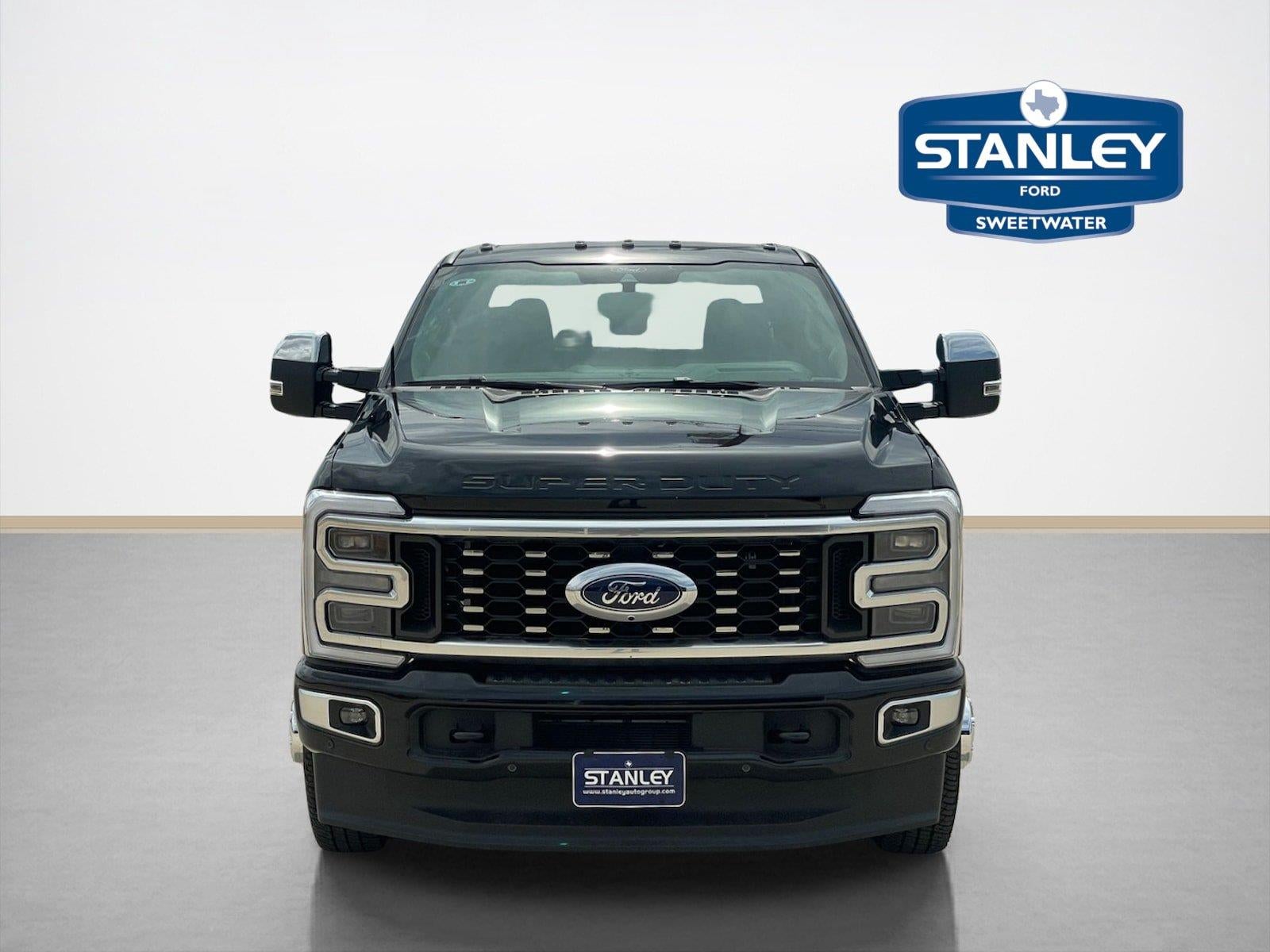 2026 Ford Super Duty F-350 DRW Platinum