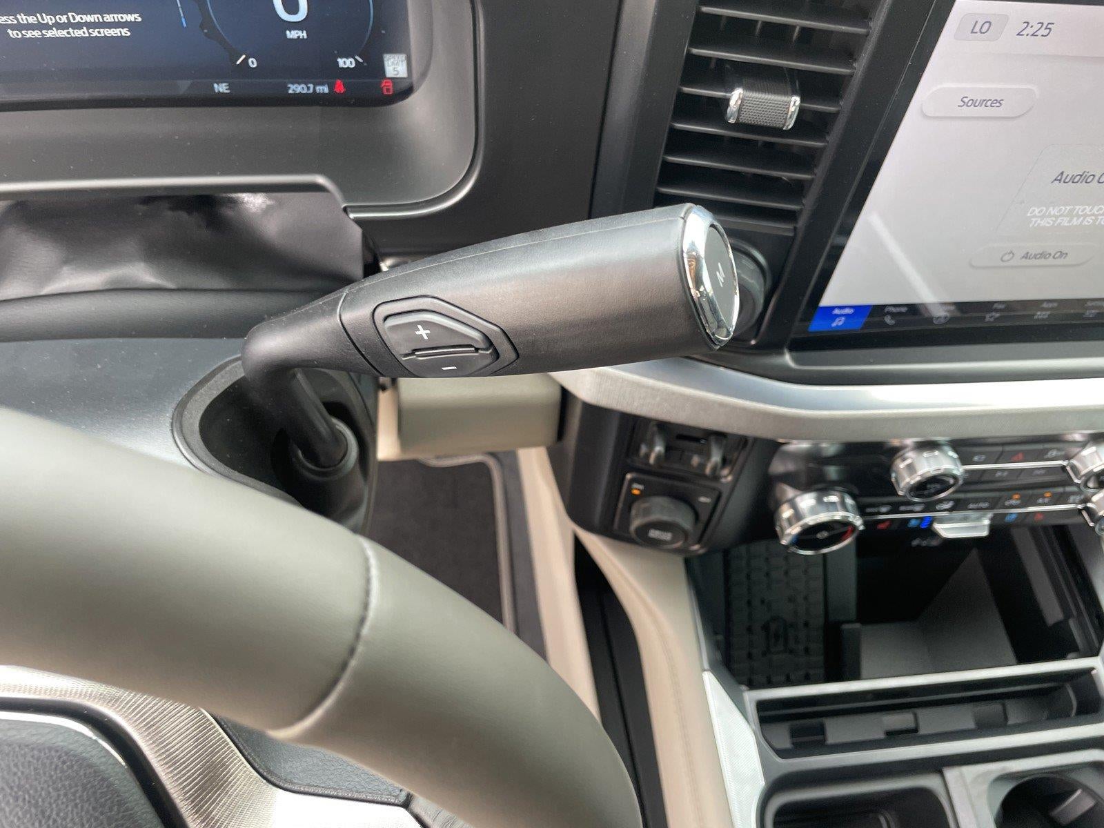 2026 Ford Super Duty F-350 DRW Platinum