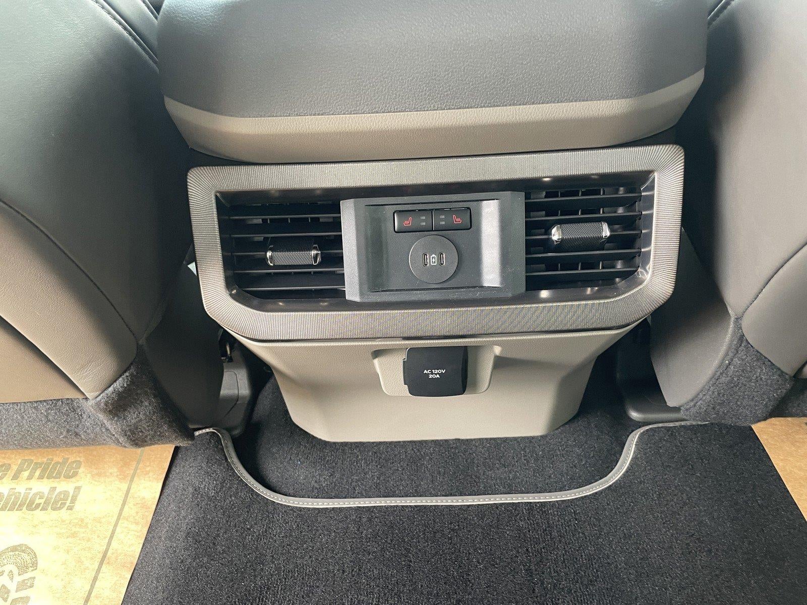 2026 Ford Super Duty F-350 DRW Platinum