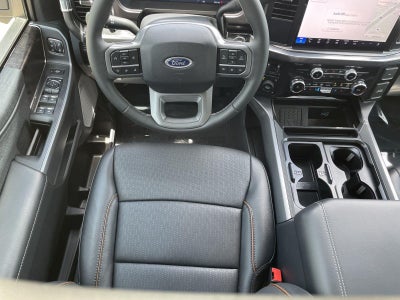 2026 Ford Super Duty F-350 DRW LARIAT