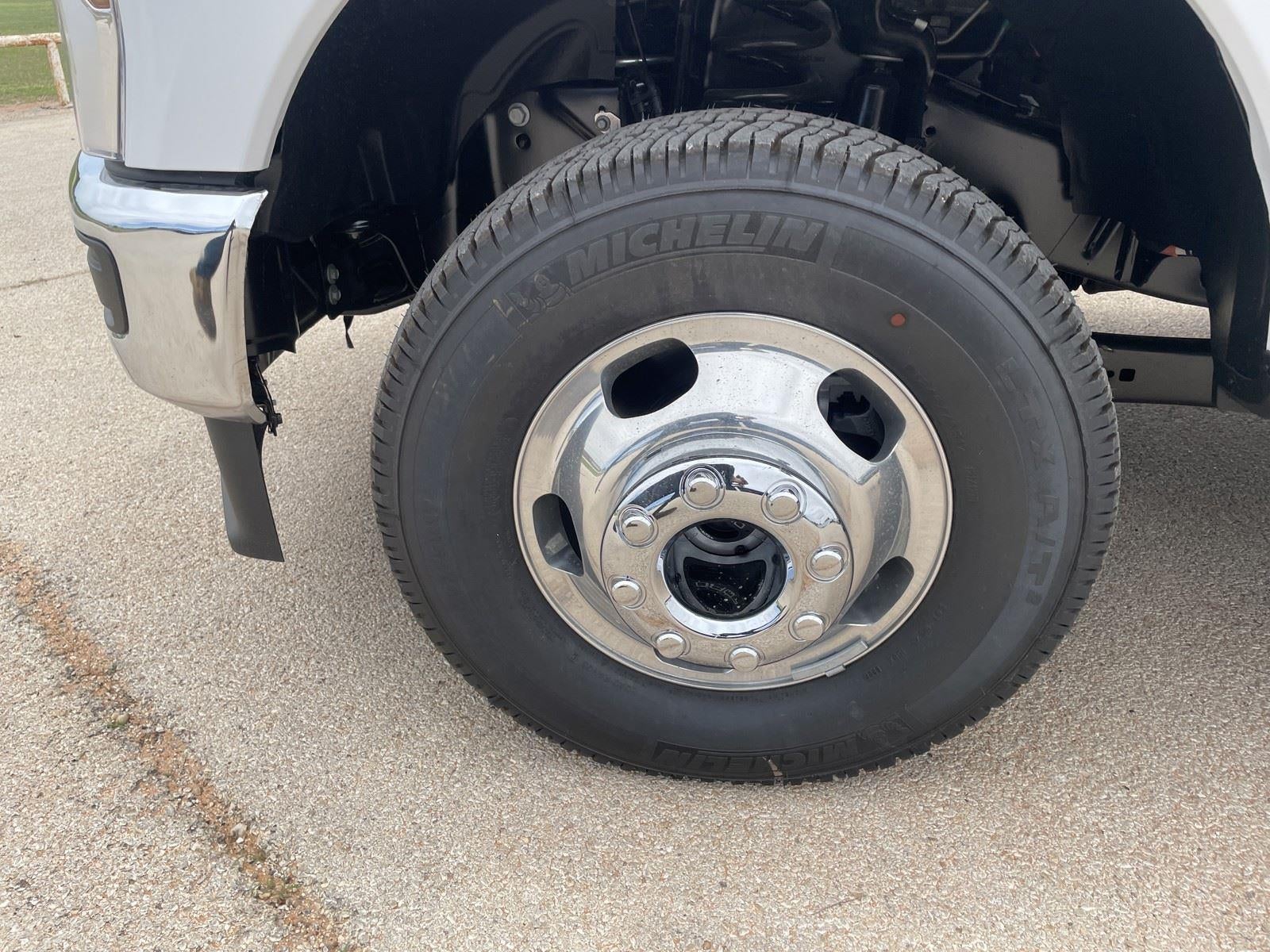 2026 Ford Super Duty F-350 DRW XLT
