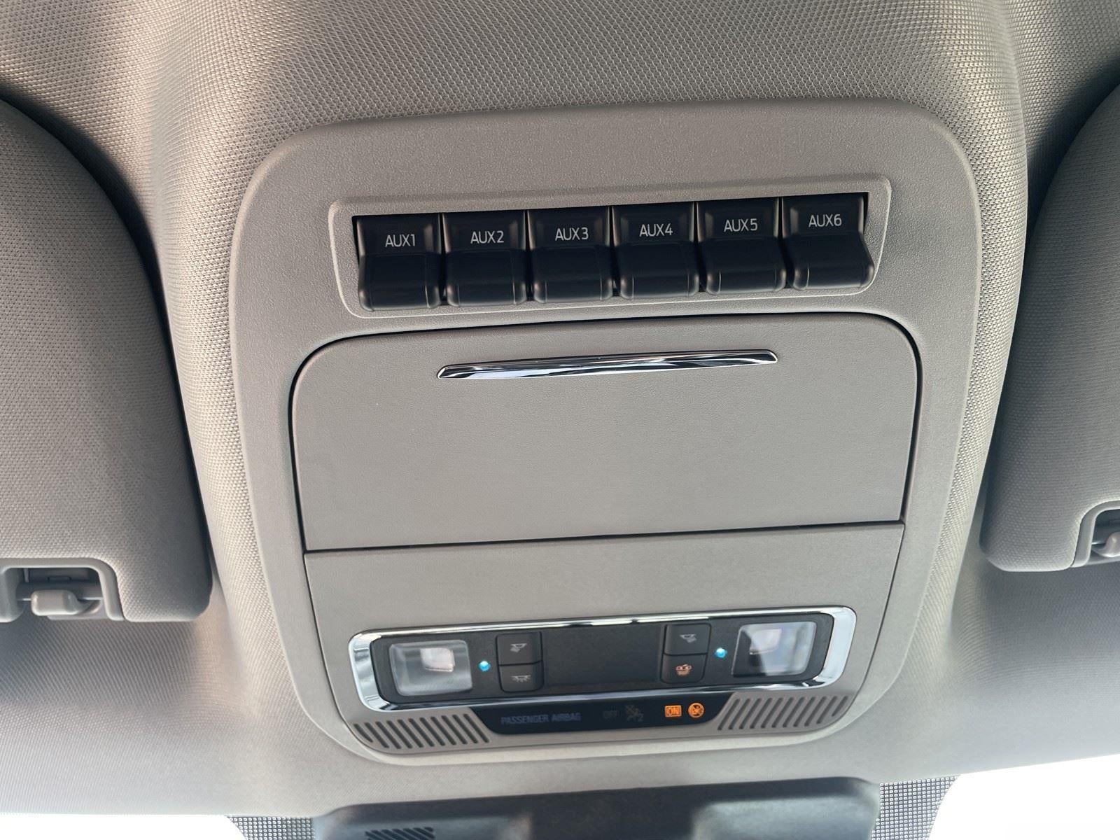 2026 Ford Super Duty F-350 DRW LARIAT