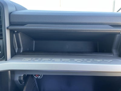 2026 Ford Super Duty F-350 DRW XLT