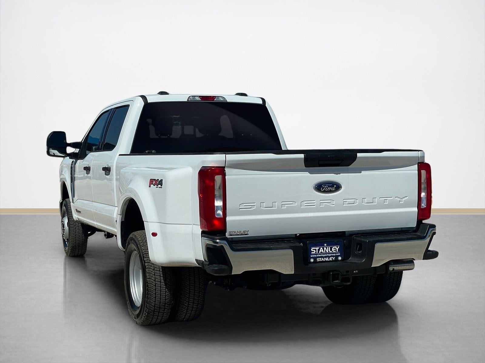 2026 Ford Super Duty F-350 DRW XLT