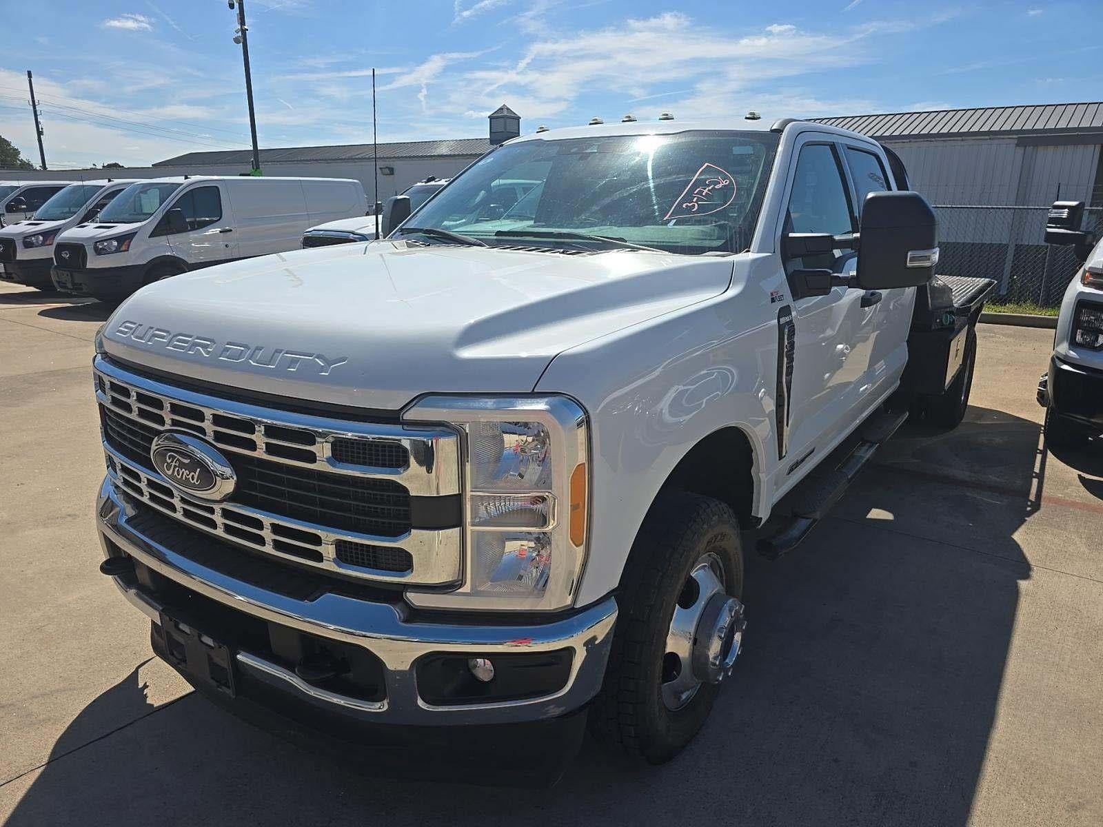 2023 Ford Super Duty F-350 DRW XLT