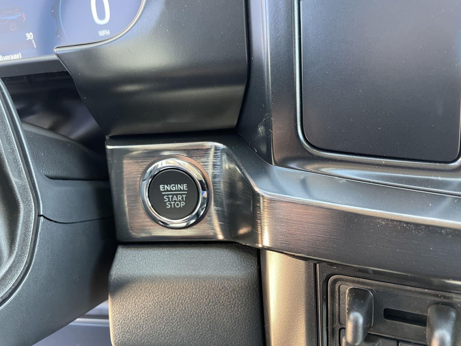 2026 Ford Super Duty F-350 DRW LARIAT