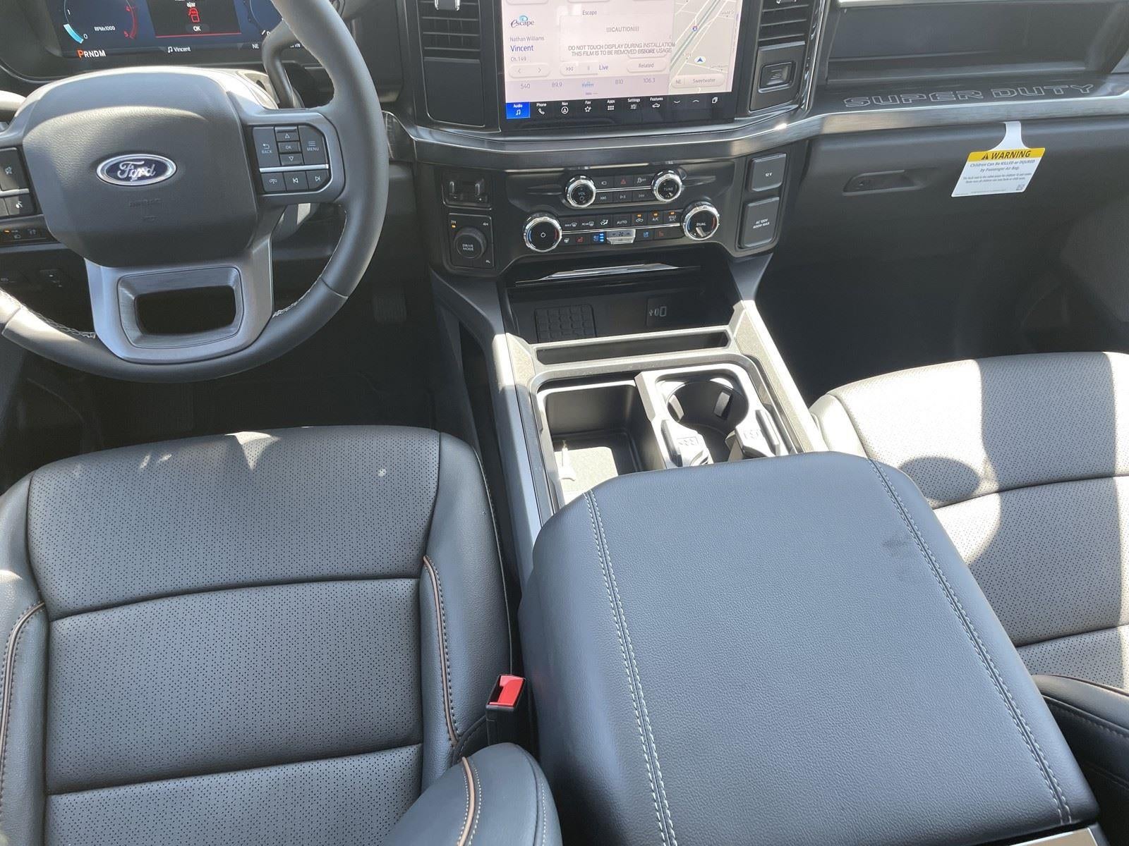2026 Ford Super Duty F-350 DRW LARIAT