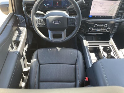 2026 Ford Super Duty F-350 DRW LARIAT