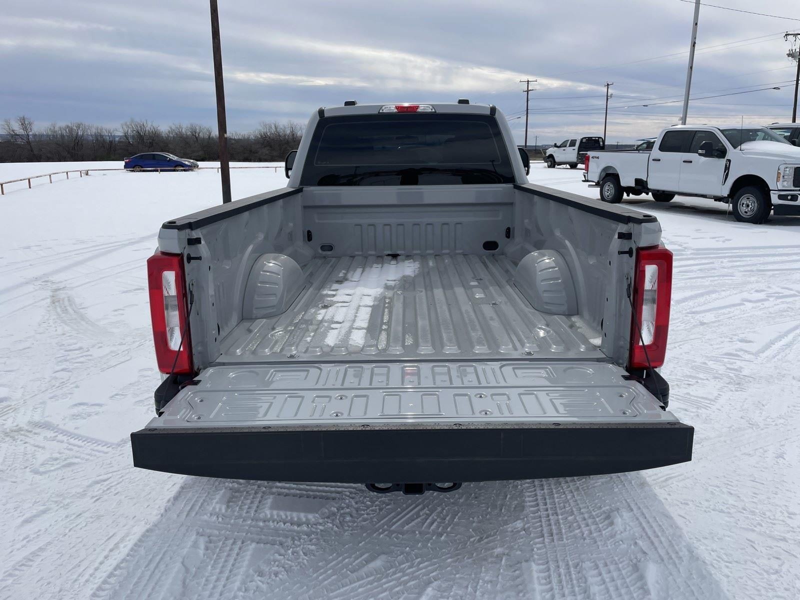 2026 Ford Super Duty F-350 DRW XL