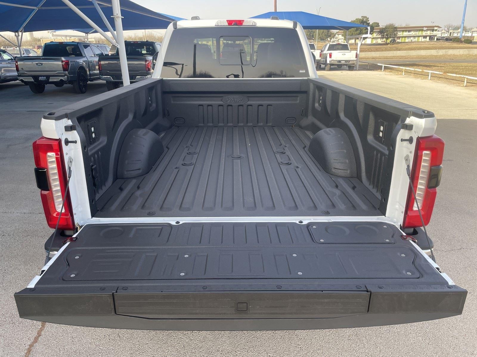 2026 Ford Super Duty F-450 DRW XLT