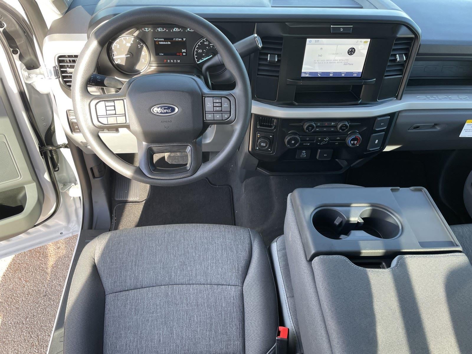 2026 Ford Super Duty F-350 SRW XL