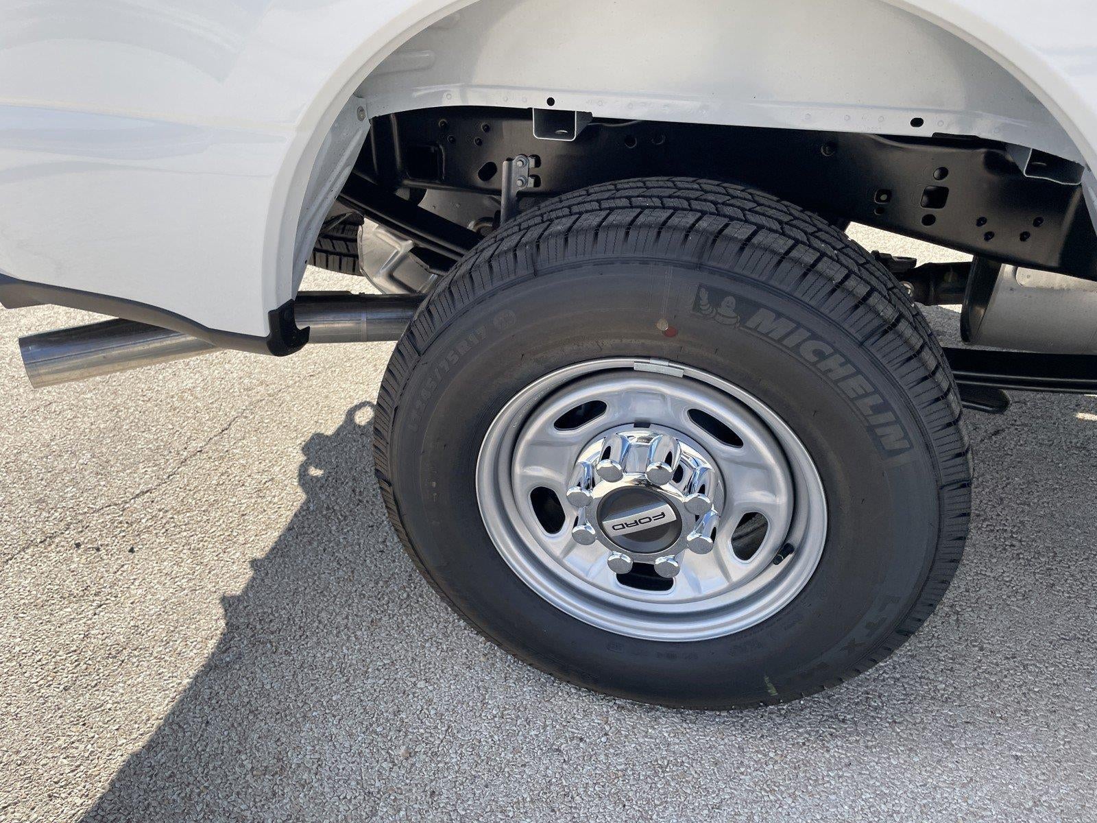 2027 Ford Super Duty F-250 SRW XLT