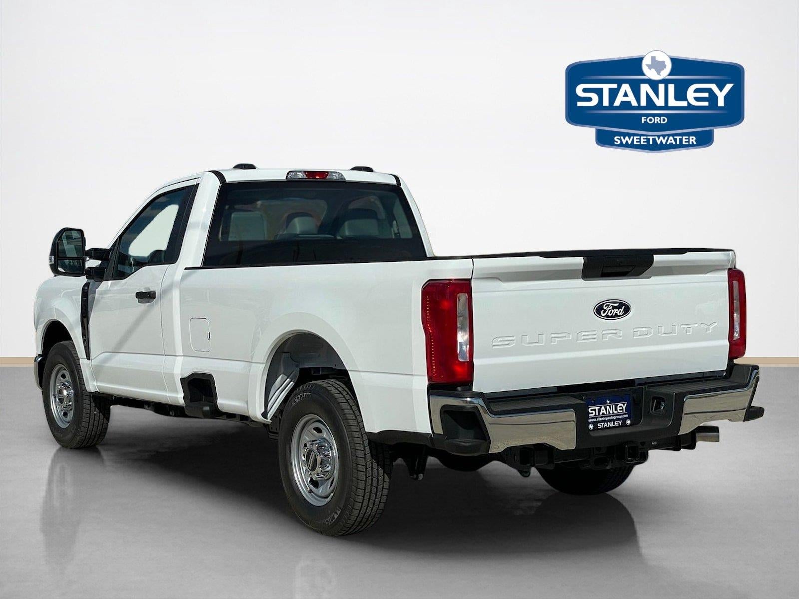 2027 Ford Super Duty F-250 Srw XLT