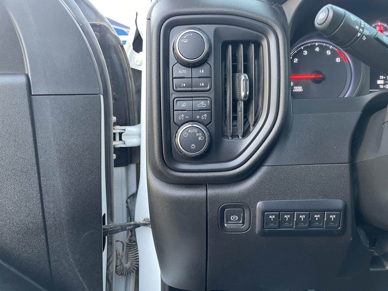 2024 Chevrolet Silverado 3500HD CC Work Truck